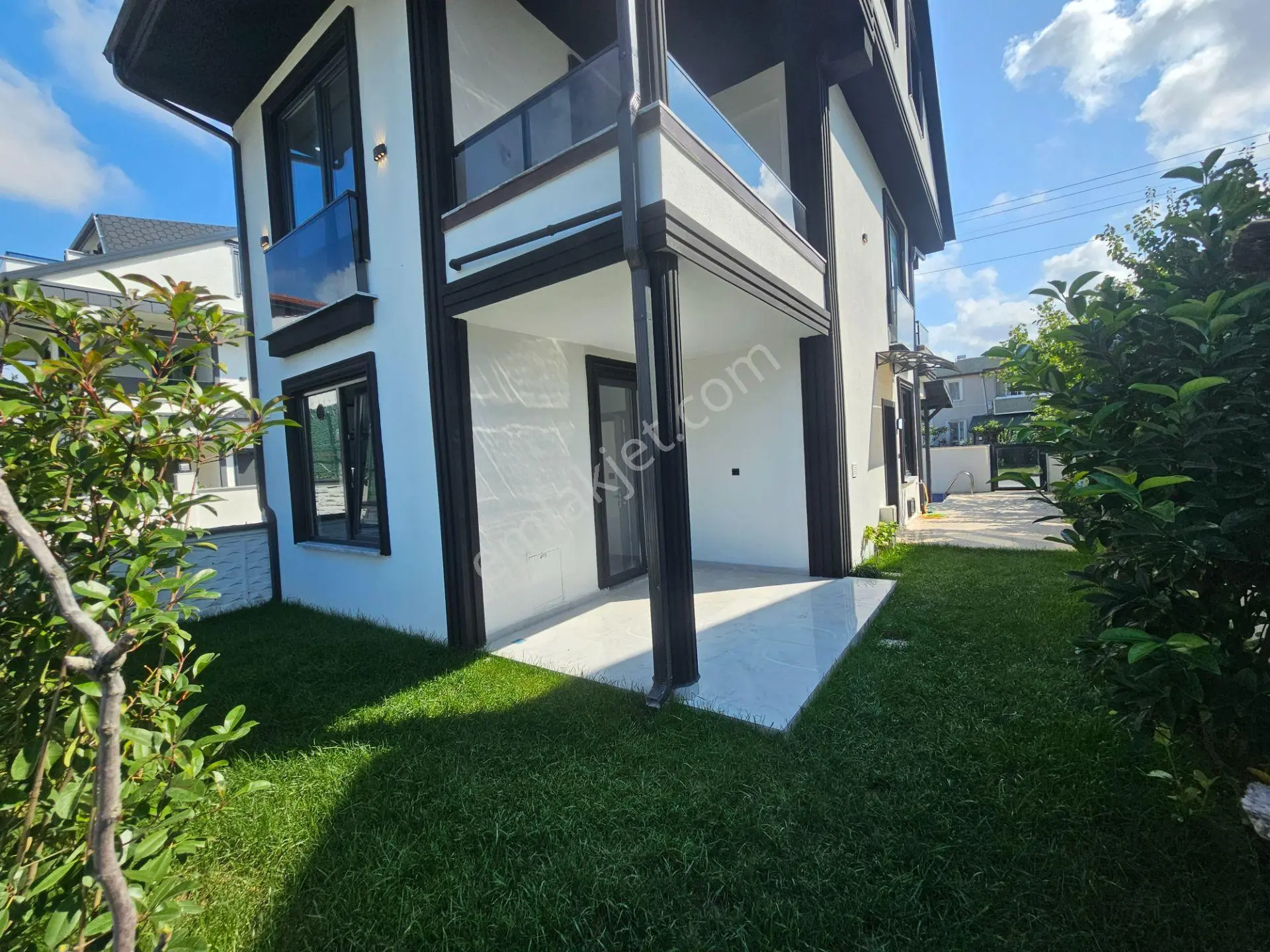 Deniz'den 4+1 Müstakil Parsel , Havuzlu ,ayrı Mutfaklı Denize Yakın Villa — fotoğraf 3