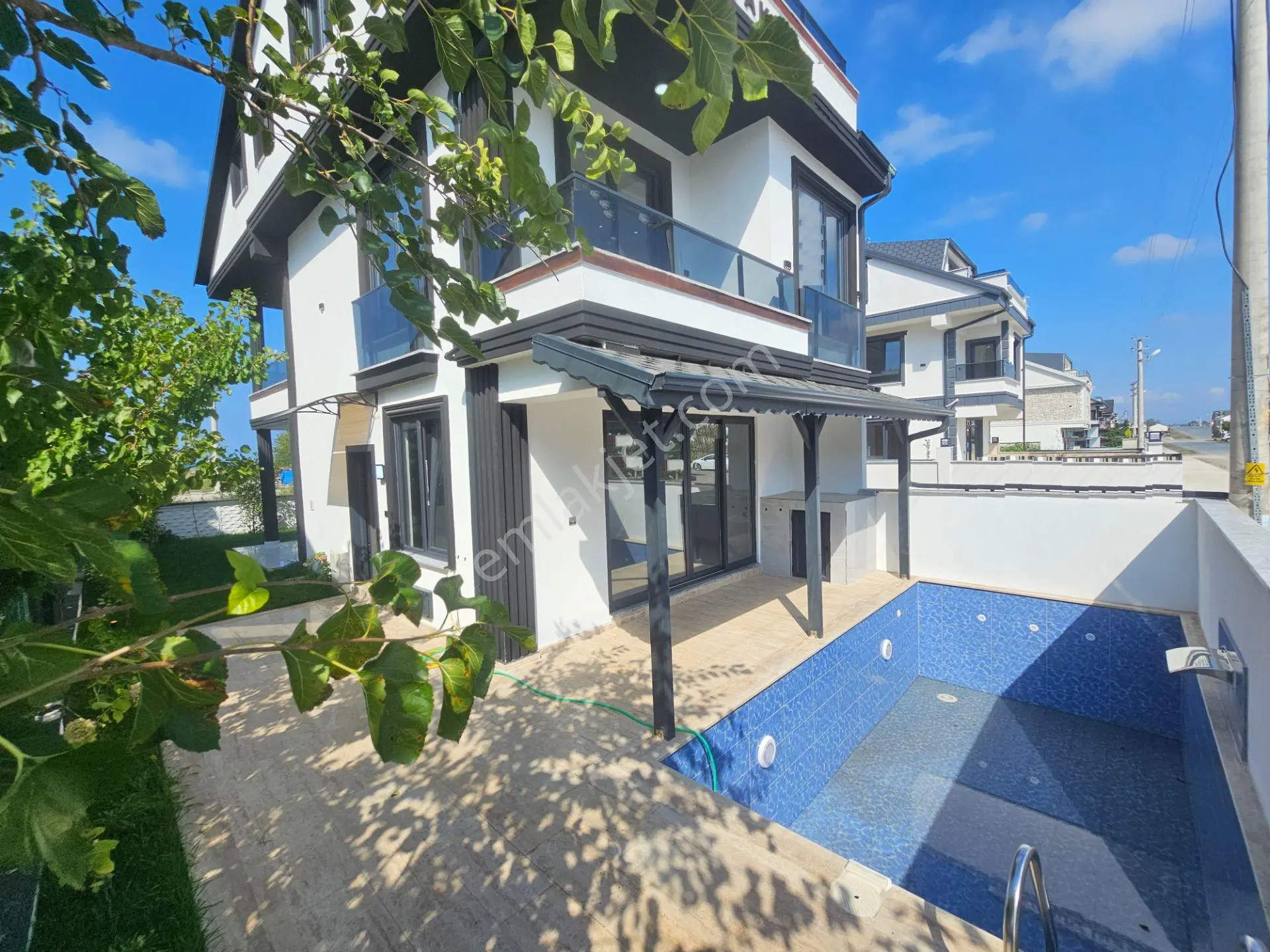 Deniz'den 4+1 Müstakil Parsel , Havuzlu ,ayrı Mutfaklı Denize Yakın Villa — fotoğraf 5