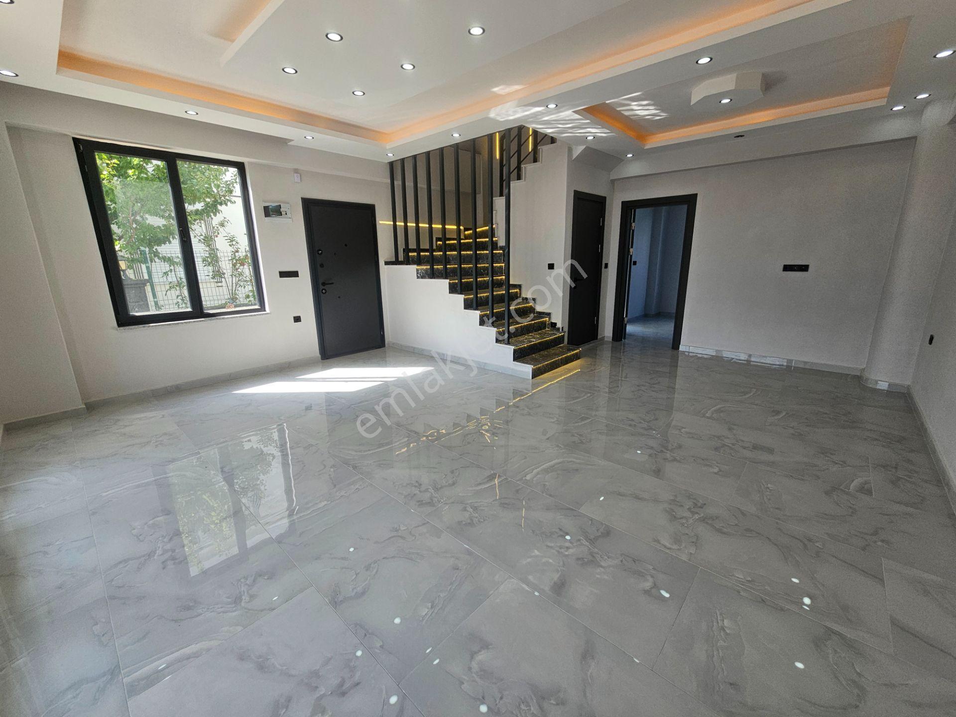 Deniz'den 4+1 Müstakil Parsel , Havuzlu ,ayrı Mutfaklı Denize Yakın Villa — fotoğraf 8