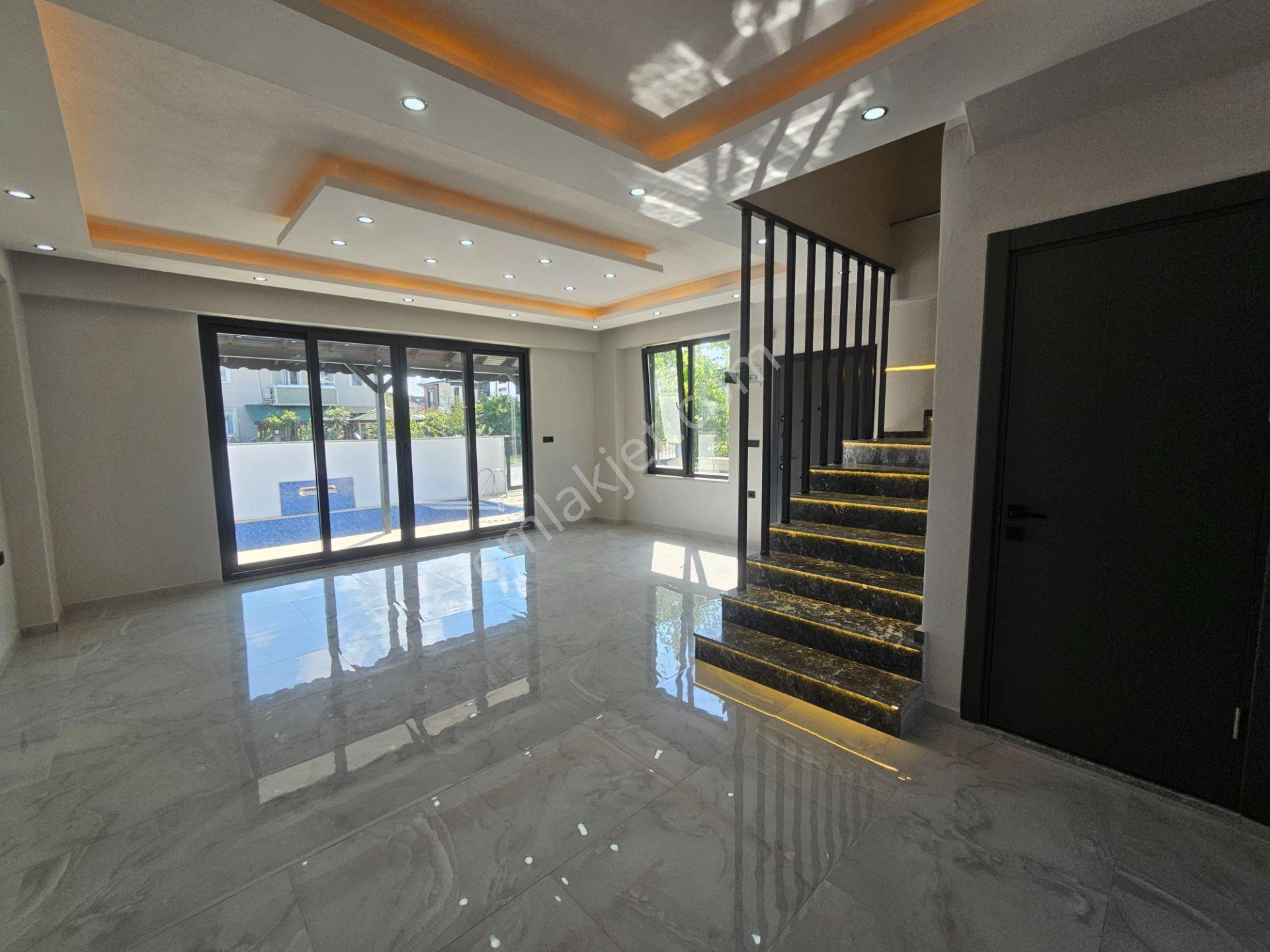 Deniz'den 4+1 Müstakil Parsel , Havuzlu ,ayrı Mutfaklı Denize Yakın Villa — fotoğraf 10
