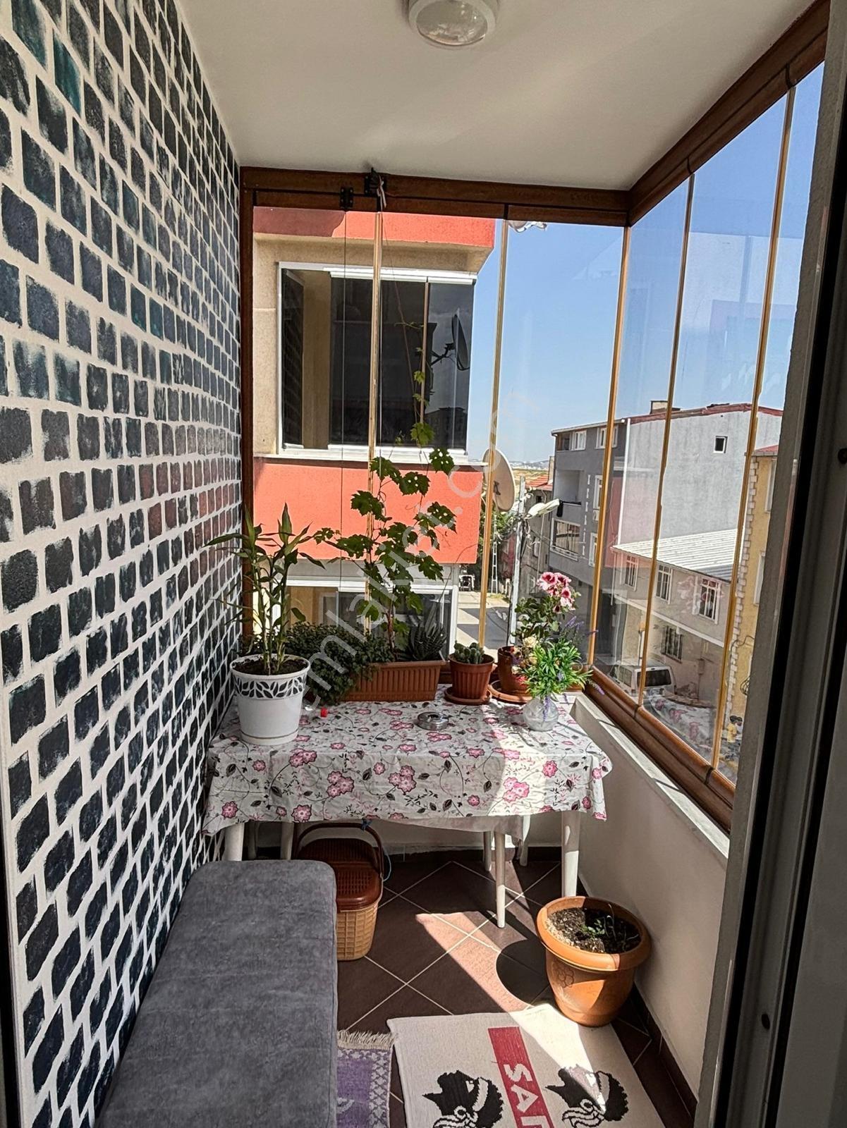 Kavakpınar Mah Ferah Arakat Balkonlu 3+1 Satılık Daire — fotoğraf 2