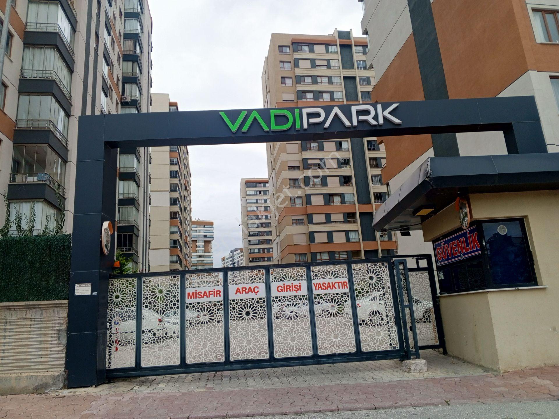 Konya Selçuklu Yeniselçuk Mah. 165 M2 3+1 Satılık Lüks Daire — fotoğraf 2