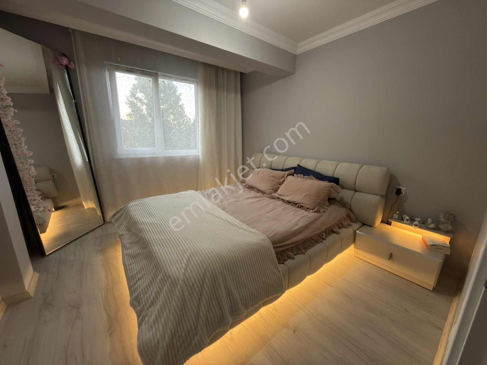Çarşıya 5 Dk Mesafe'De | 2+1 Satılık Daire | Full Eşyalı