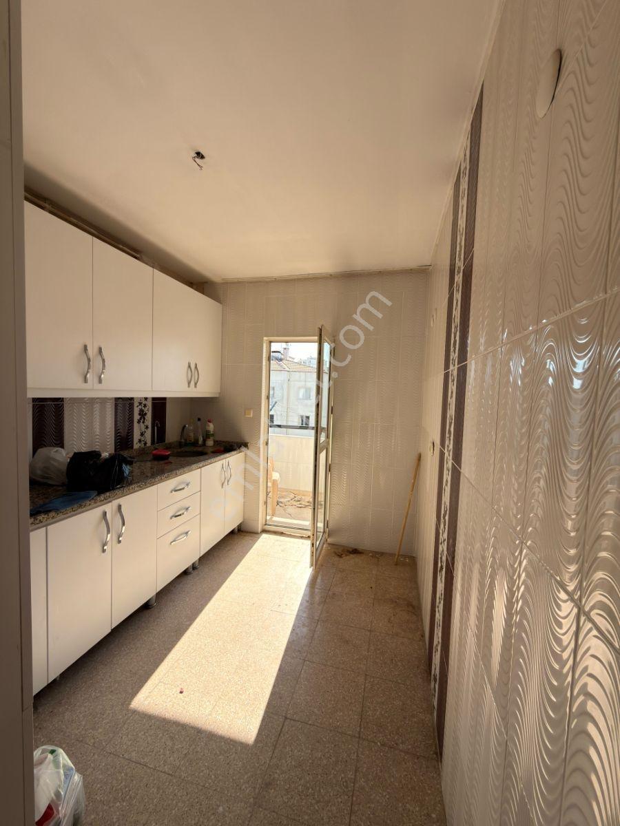 Çelebi'den Diş Hastanesı Civarinda 2+1 Satlık Daire — fotoğraf 6