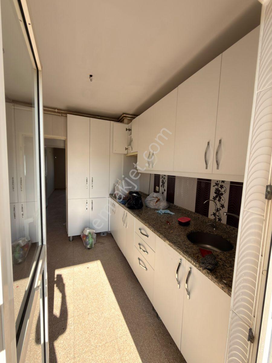 Çelebi'den Diş Hastanesı Civarinda 2+1 Satlık Daire — fotoğraf 7