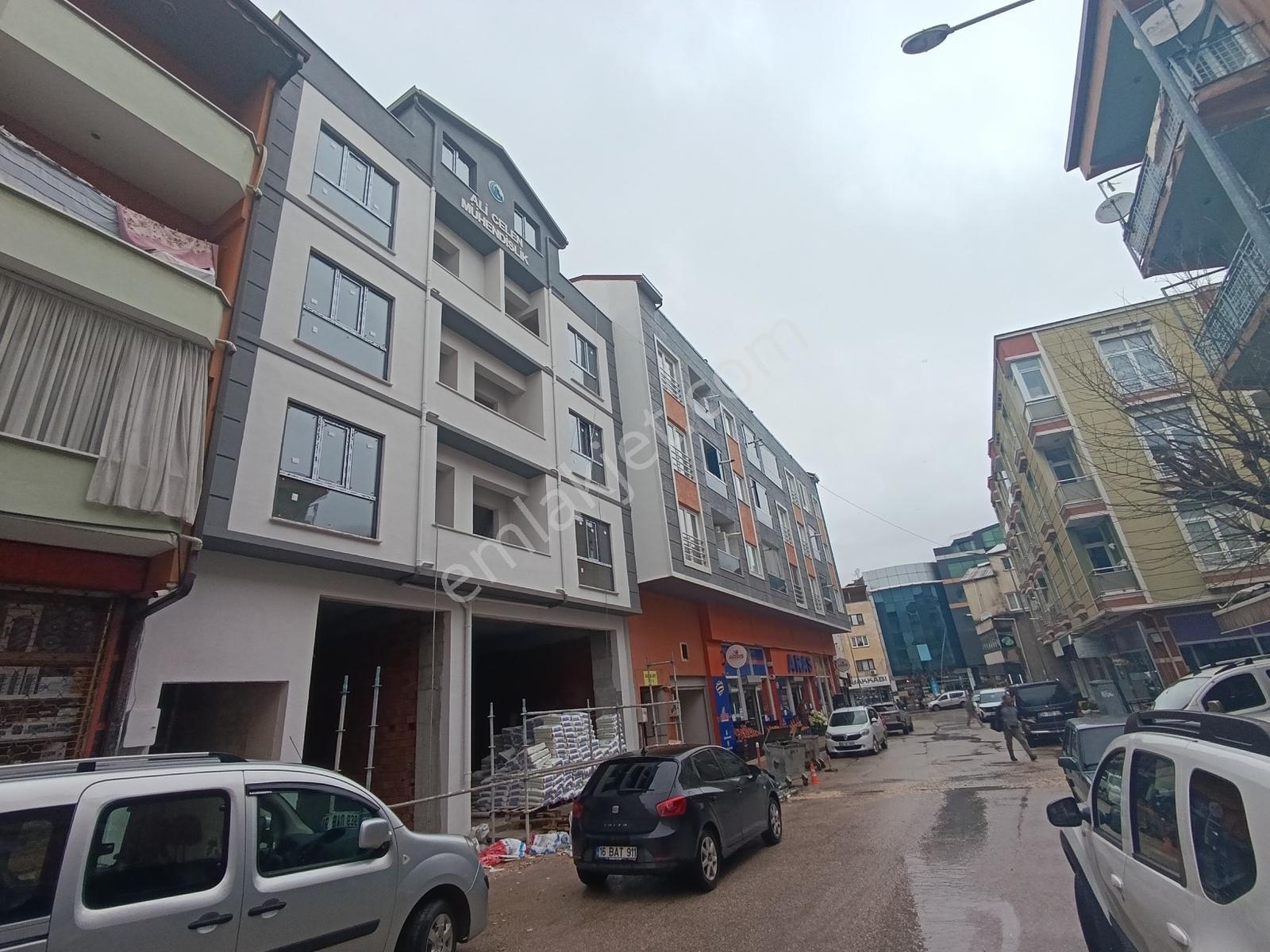Emek Adnan Menderes Koruparka Yakın Satılık 2+1 A.mutfak Arakat — fotoğraf 3