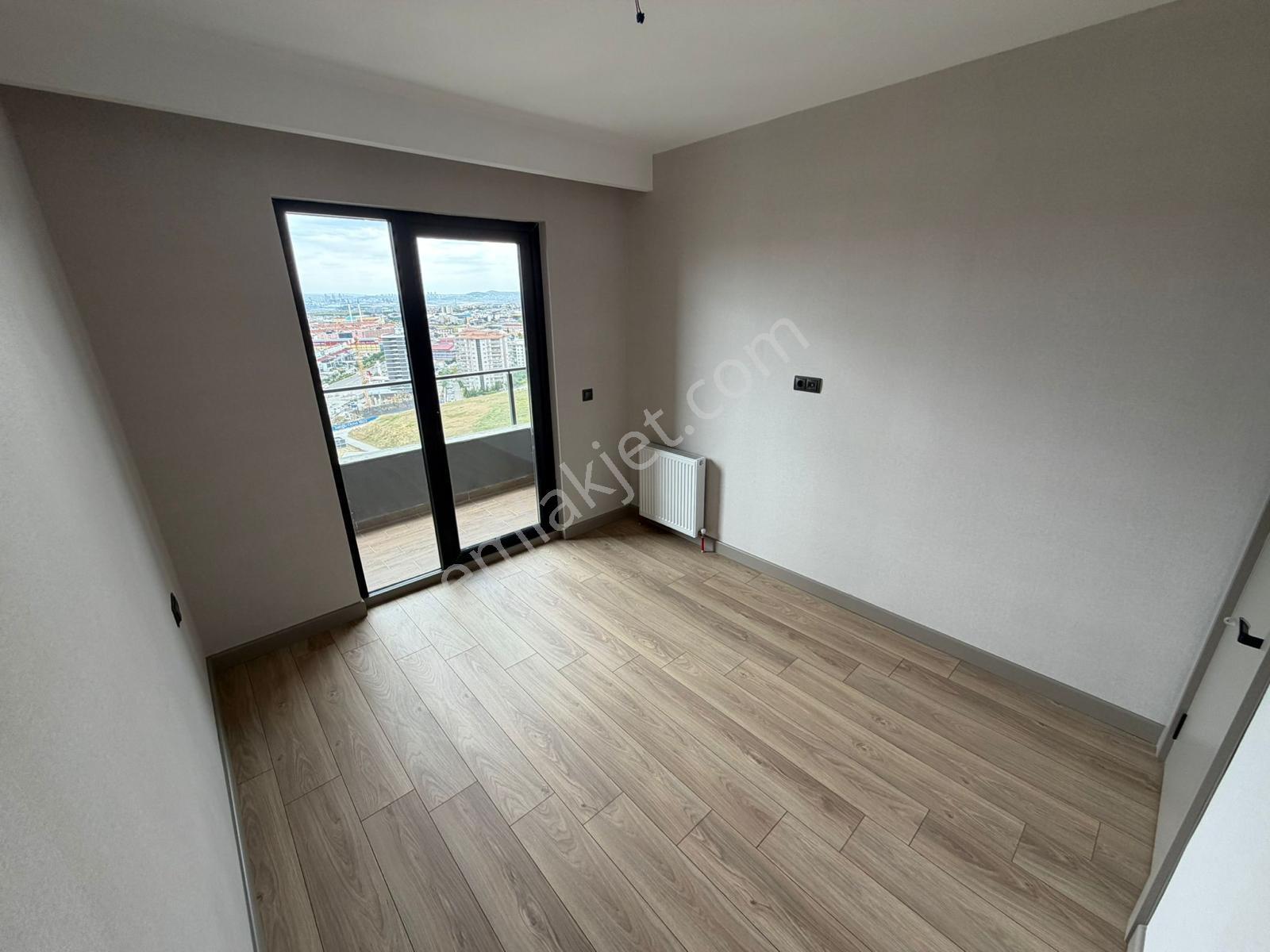 Polat Live Emlaktan 'tan Relax Cadde Sitesi Satılık 1+1 — fotoğraf 13