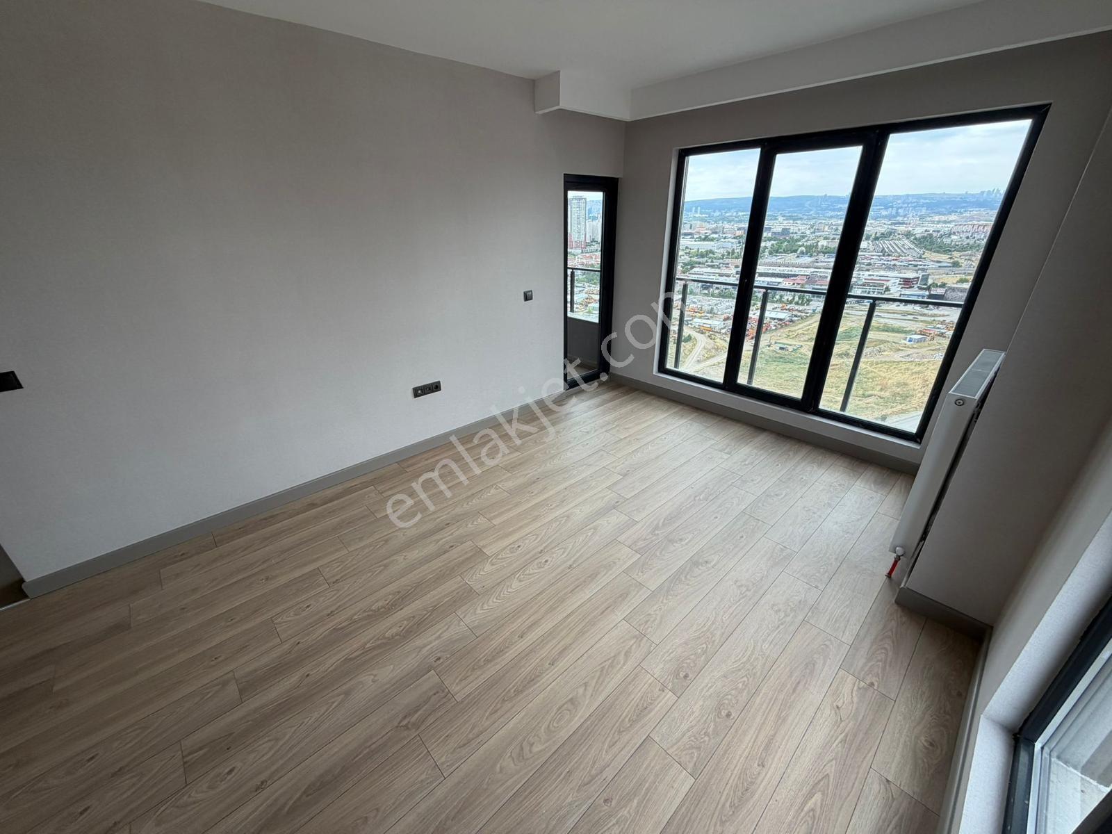 Polat Live Emlaktan 'tan Relax Cadde Sitesi Satılık 1+1 — fotoğraf 17