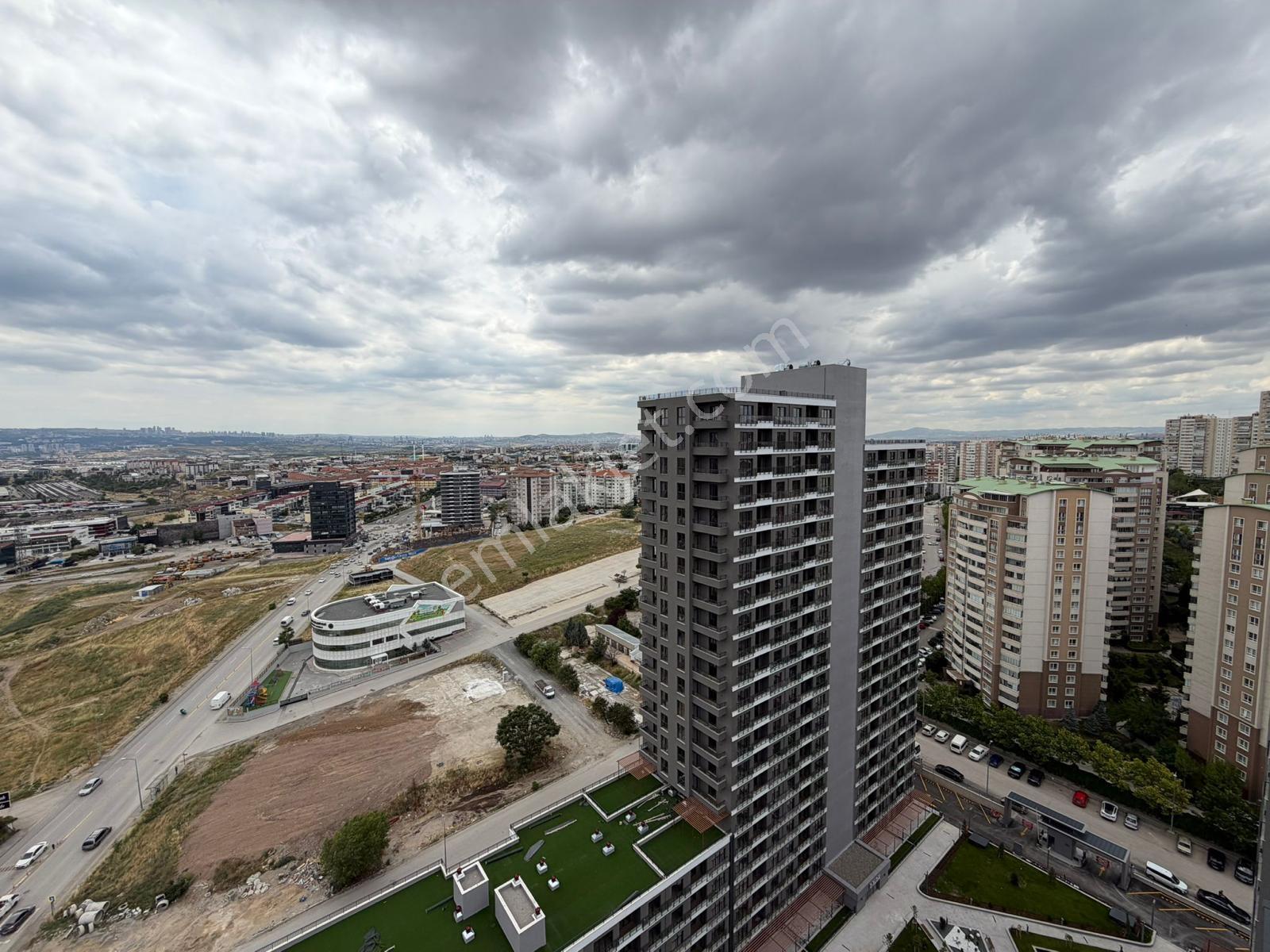 Polat Live Emlaktan 'tan Relax Cadde Sitesi Satılık 1+1 — fotoğraf 18