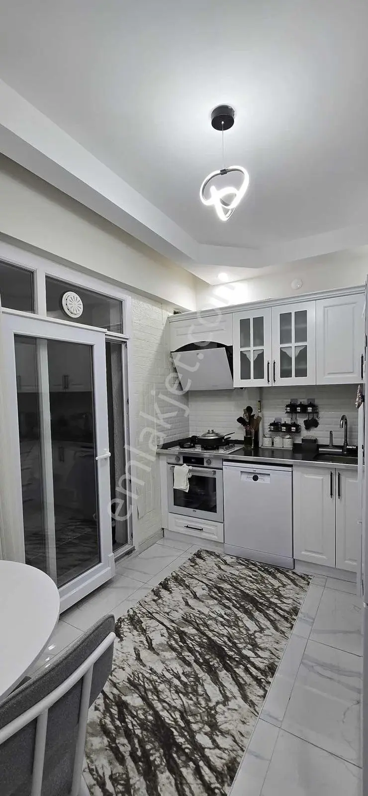 Yeni Cezaevi Karşısı Özay Sitesinde Satılık 2+1 Daire — fotoğraf 5