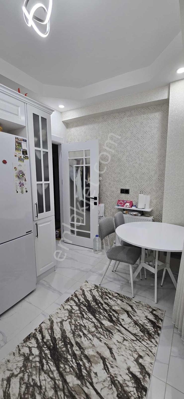 Yeni Cezaevi Karşısı Özay Sitesinde Satılık 2+1 Daire — fotoğraf 6