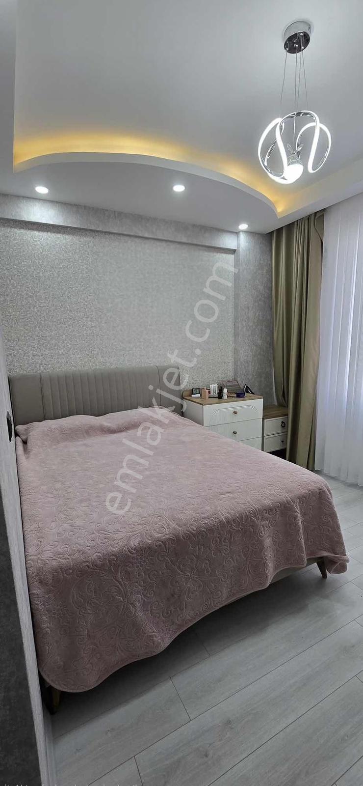 Yeni Cezaevi Karşısı Özay Sitesinde Satılık 2+1 Daire — fotoğraf 7