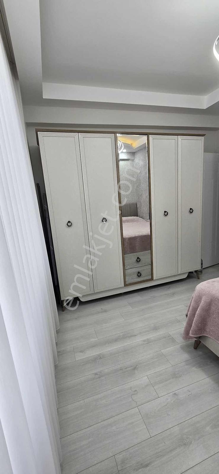 Yeni Cezaevi Karşısı Özay Sitesinde Satılık 2+1 Daire — fotoğraf 8