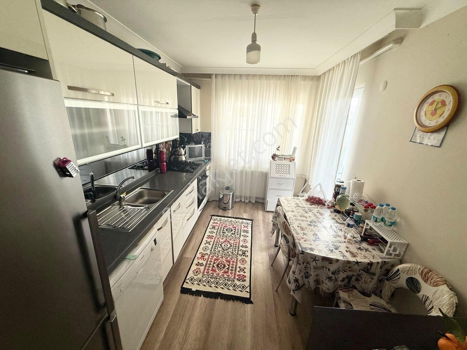 Doradan İkizçayda Satılık Çay Manzaralı 2+1 Ayrı Mutfak Daire — fotoğraf 4