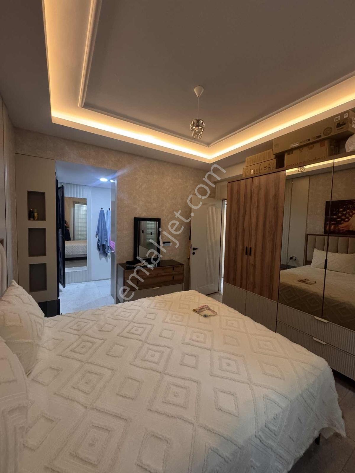 Yenicezaevi Karşısı Ultra Lüx 3.5+1 Daire — fotoğraf 7
