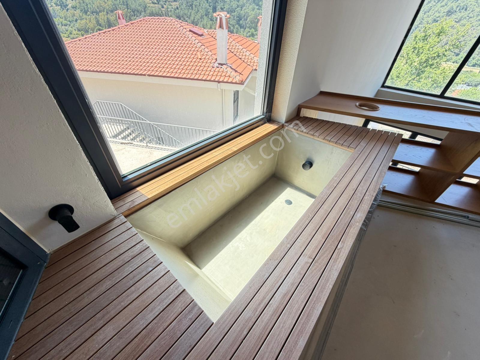 Select'ten Akyaka'ya Komşu Ula Çıtlık'ta Satılık 2adt İkiz Villa — fotoğraf 11