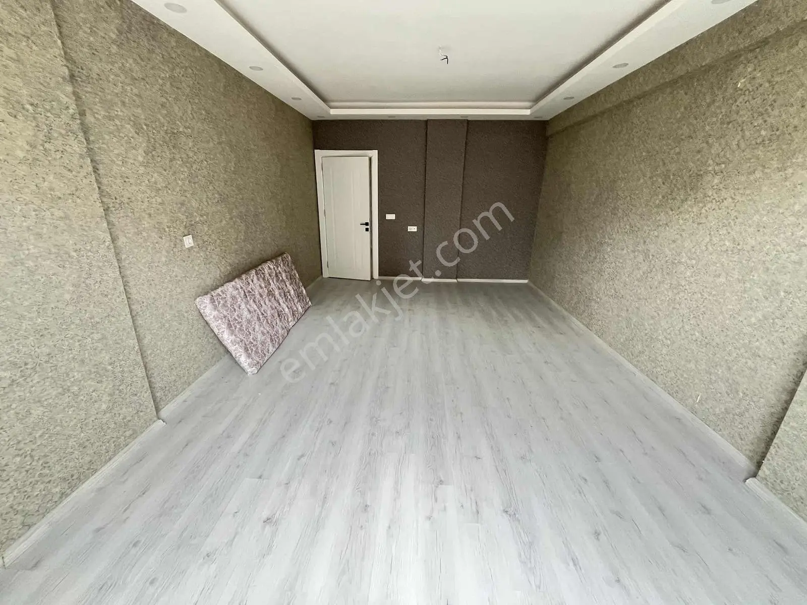 Şıtıloğlu Emlak'tan 3+1 Lüks Sıfır Daire — fotoğraf 2
