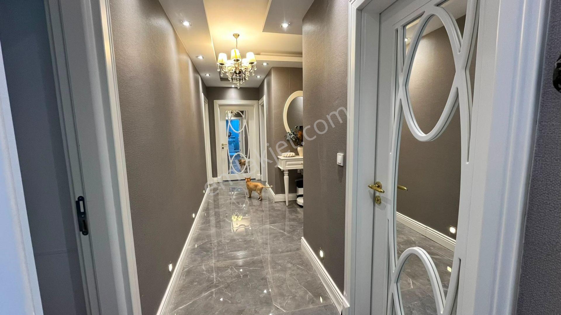 Cennetayağı'nda Akıllı Ev 3+1, 145m², Lüks Ve Merkezi Konum — fotoğraf 13