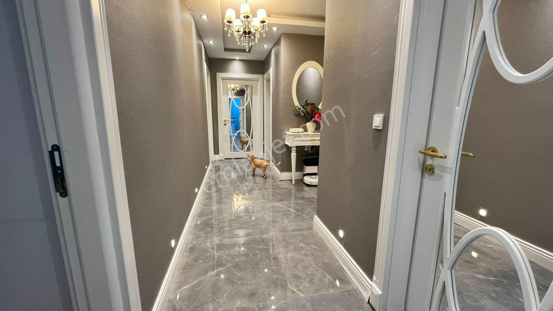Cennetayağı'nda Akıllı Ev 3+1, 145m², Lüks Ve Merkezi Konum — fotoğraf 15