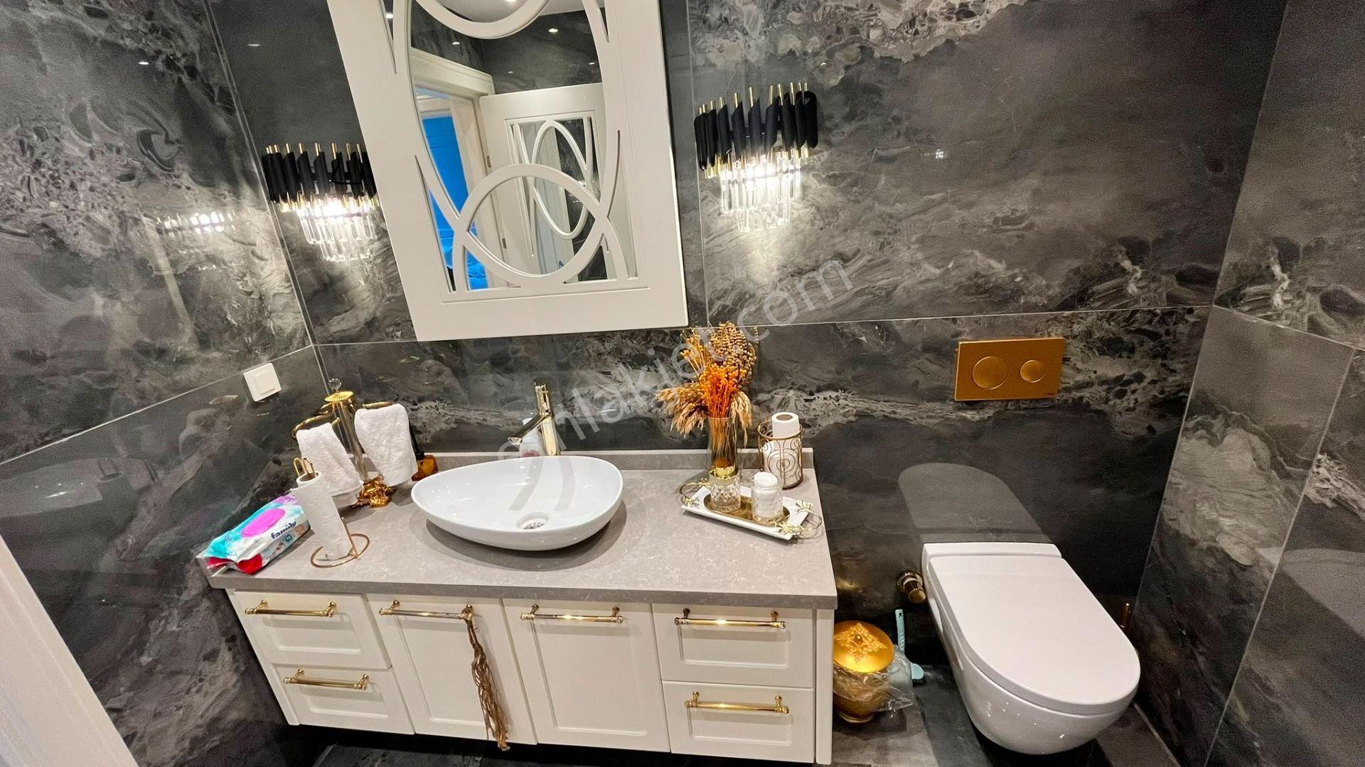 Cennetayağı'nda Akıllı Ev 3+1, 145m², Lüks Ve Merkezi Konum — fotoğraf 16