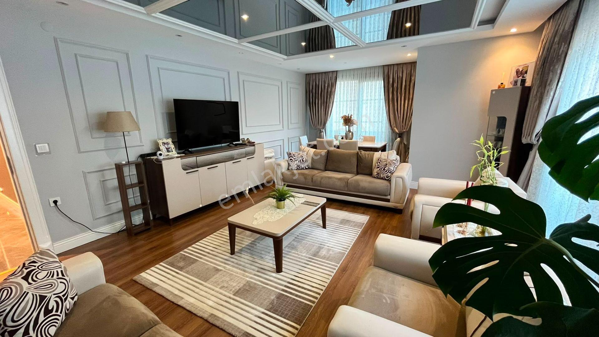 Cennetayağı'nda Akıllı Ev 3+1, 145m², Lüks Ve Merkezi Konum — fotoğraf 23