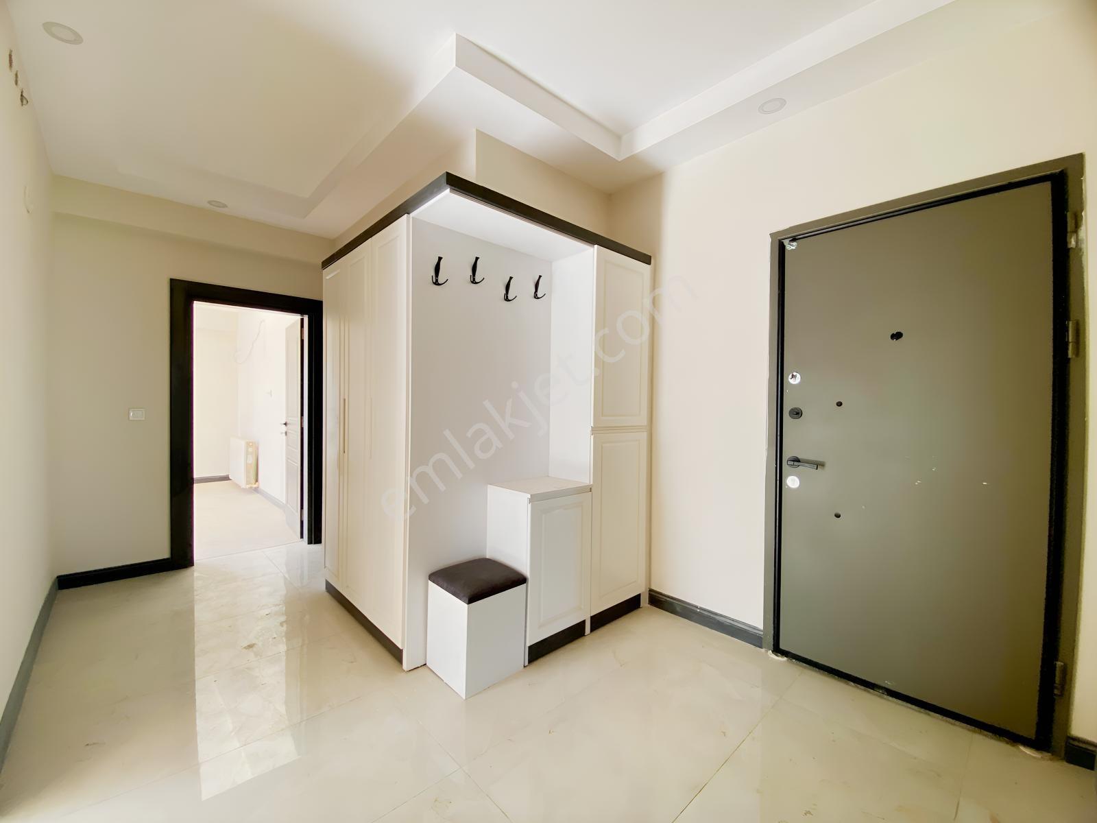 Antalya Serik Emincelerde Site İçerisinde Satılık 3+1 Daire — fotoğraf 3