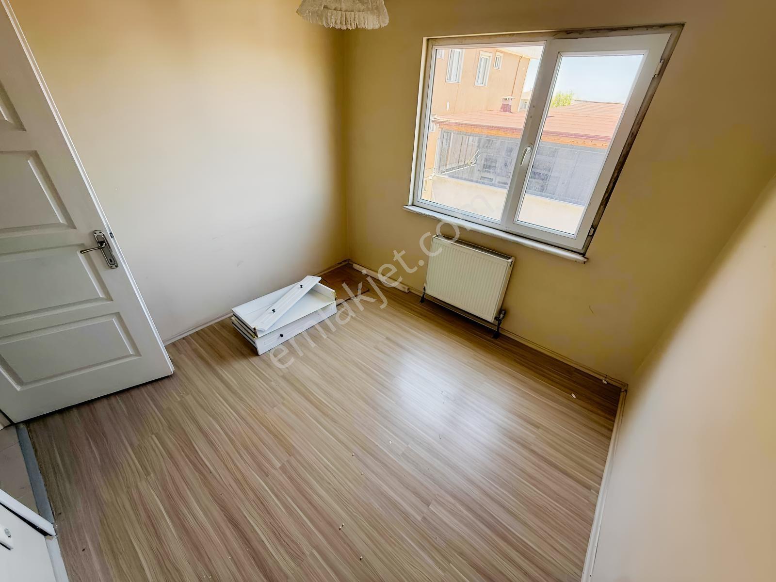Wera'dan Satılık 2+1 Ara Kat Asansörlü Daire — fotoğraf 12
