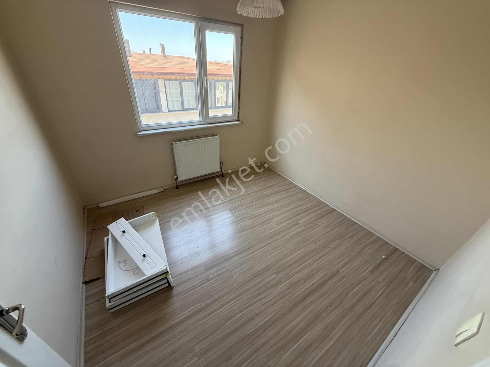 Wera'dan Satılık 2+1 Ara Kat Asansörlü Daire — fotoğraf 13