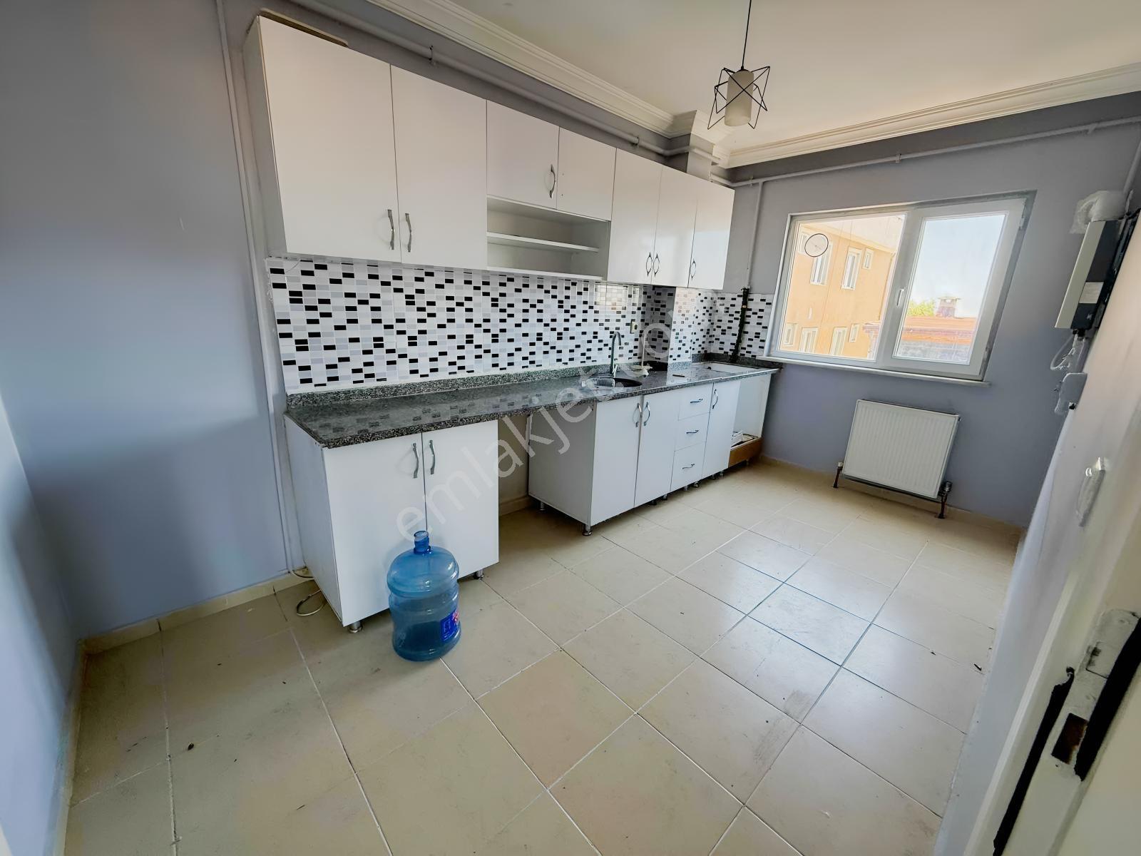 Wera'dan Satılık 2+1 Ara Kat Asansörlü Daire — fotoğraf 15