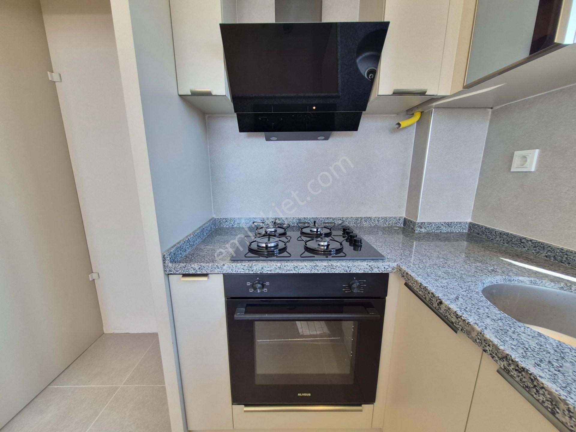 Üstünkent'ten Lokasyon Harikası Bağımsız Mutfak Sıfır 3+1 Daire — fotoğraf 21