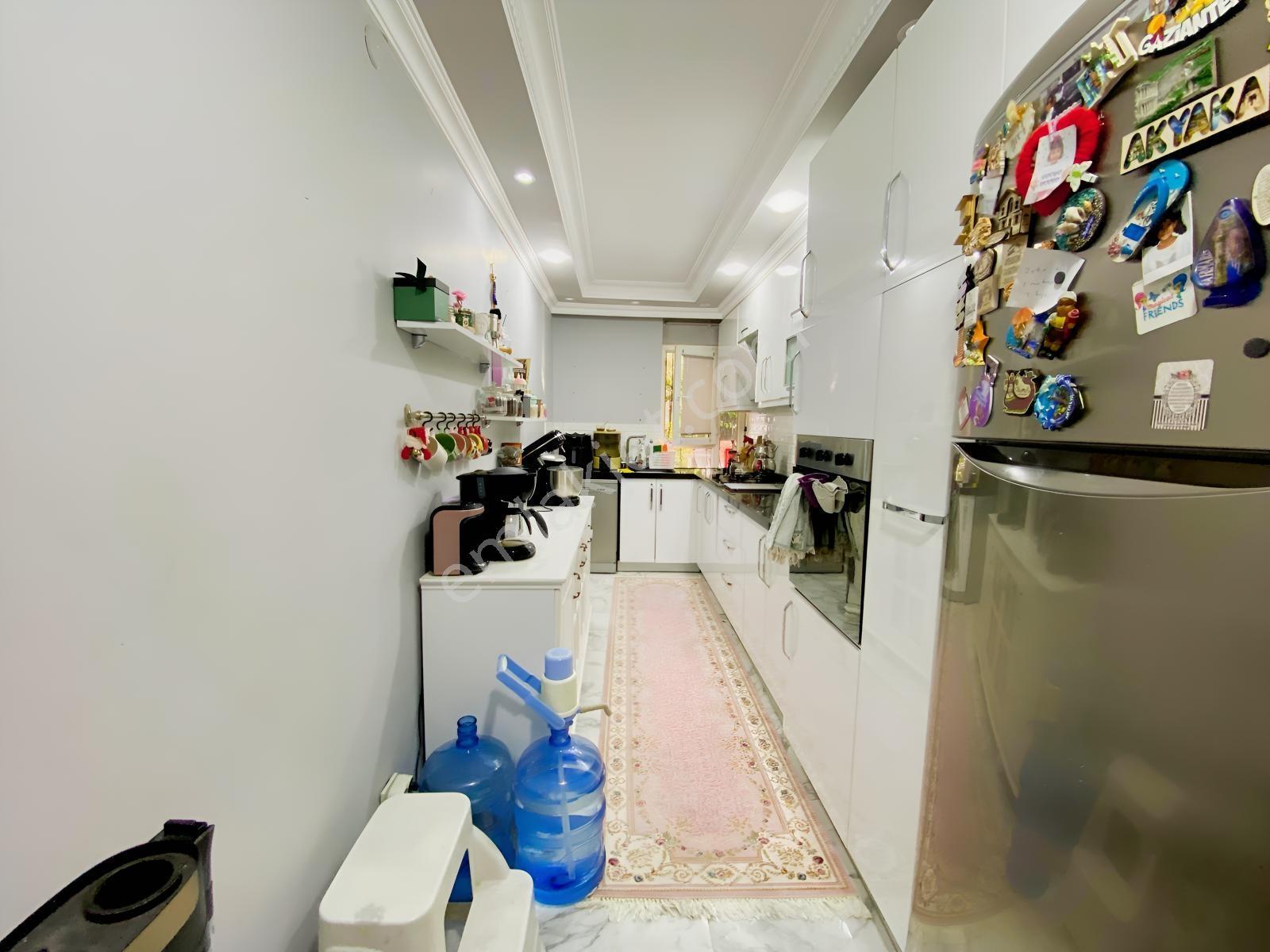 Büyükçekmece, Havuzlu, Otoparklı 3+1 Giriş 150m2 Satılık Daire!! — fotoğraf 10