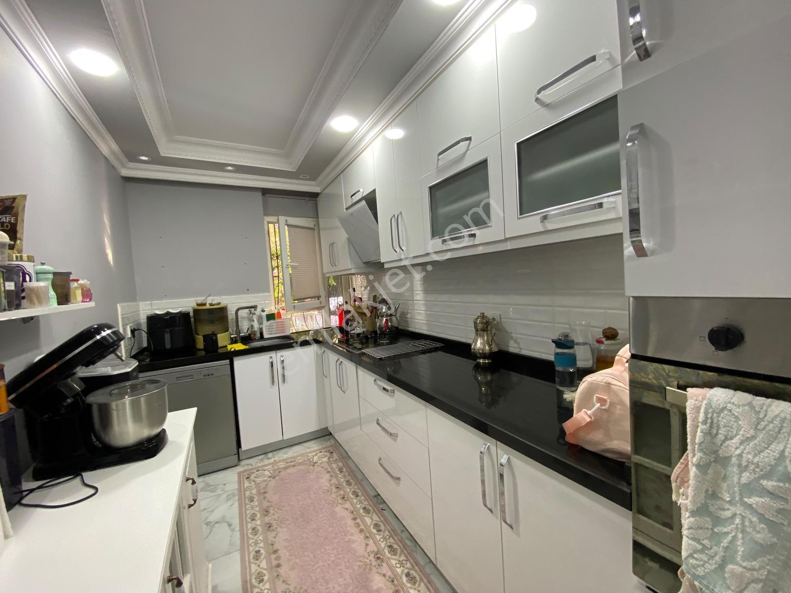 Büyükçekmece, Havuzlu, Otoparklı 3+1 Giriş 150m2 Satılık Daire!! — fotoğraf 13