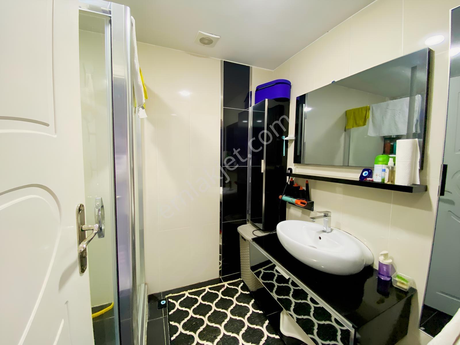 Büyükçekmece, Havuzlu, Otoparklı 3+1 Giriş 150m2 Satılık Daire!! — fotoğraf 28