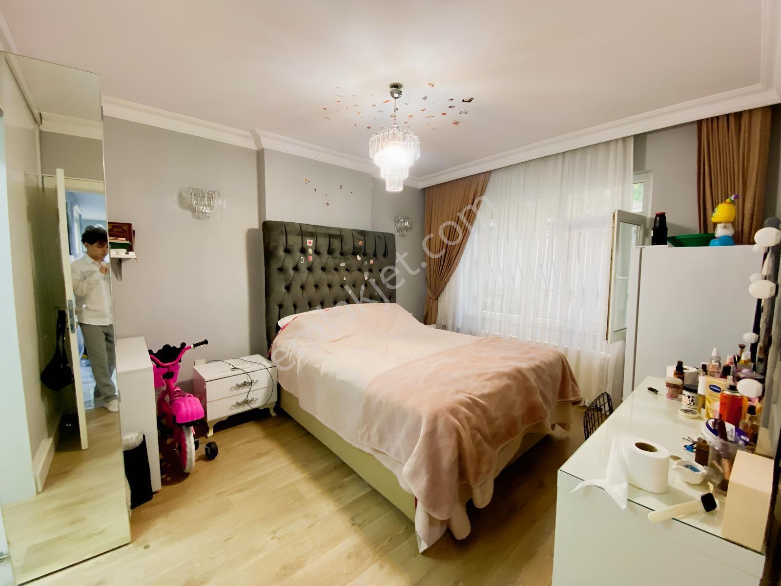 Büyükçekmece, Havuzlu, Otoparklı 3+1 Giriş 150m2 Satılık Daire!! — fotoğraf 32
