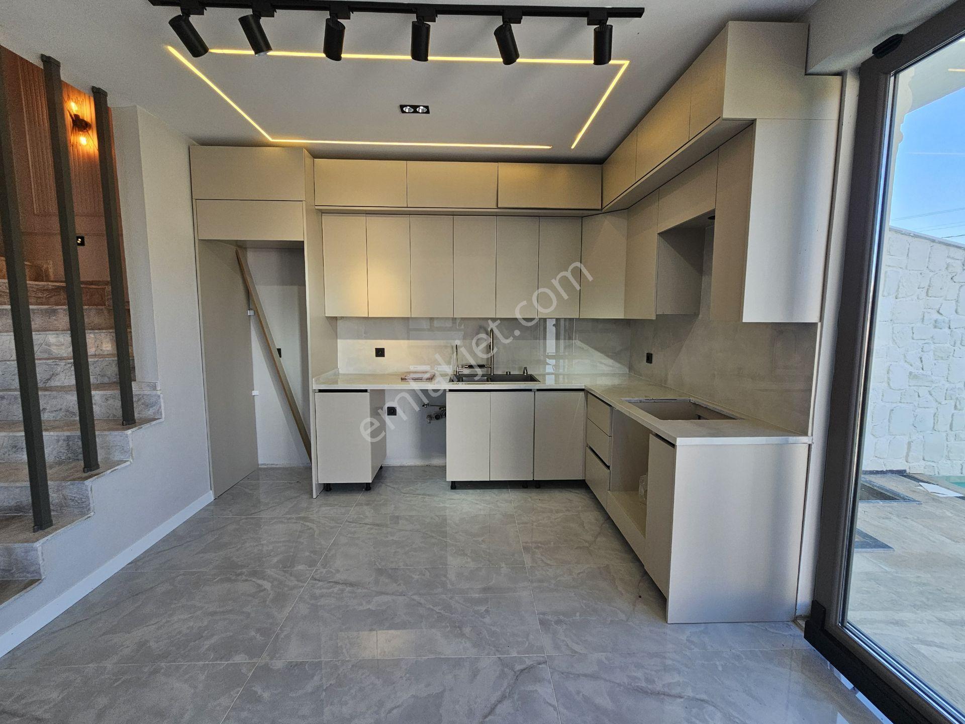 Deniz'den 4+1 Müstakil Havuzlu Lüks Villa - Tanıtım Videolu — fotoğraf 10
