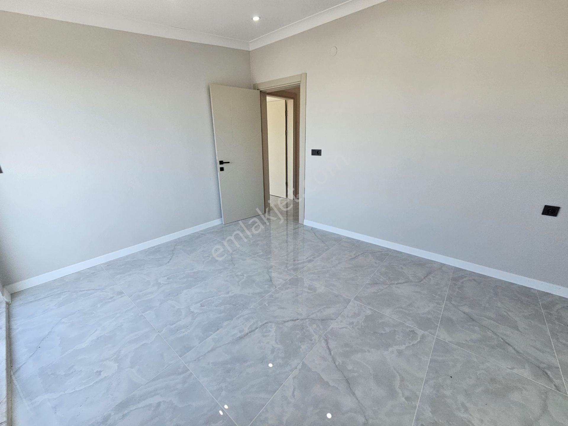 Deniz'den 4+1 Müstakil Havuzlu Lüks Villa - Tanıtım Videolu — fotoğraf 32