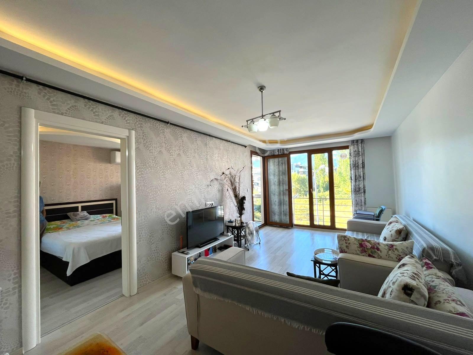 Gümüşden Akçay'da Ön Cephe Arakat Cam Balkonlu Doğalgazlı 1+1 Daire — fotoğraf 26