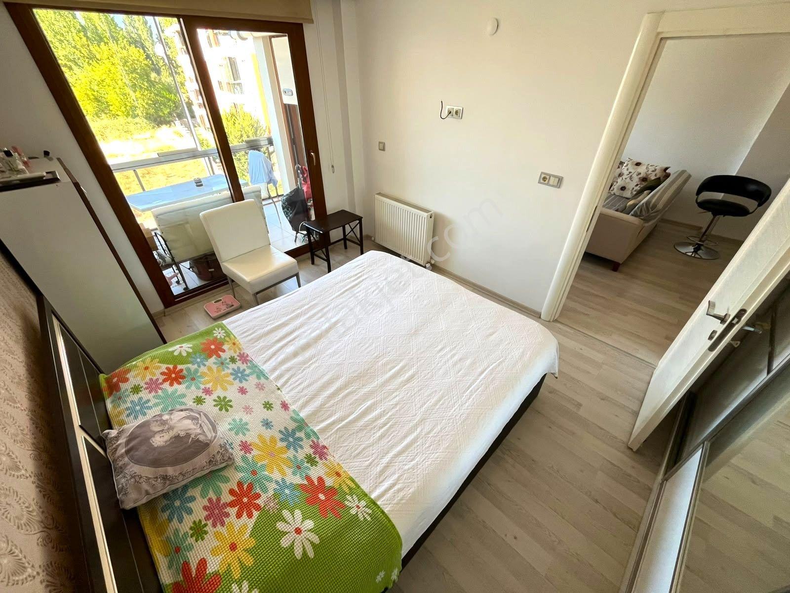 Gümüşden Akçay'da Ön Cephe Arakat Cam Balkonlu Doğalgazlı 1+1 Daire — fotoğraf 28