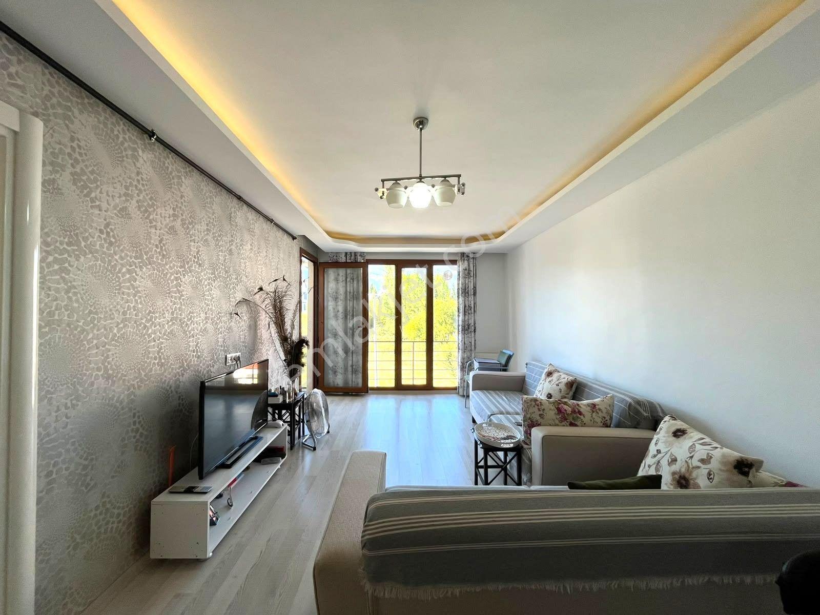 Gümüşden Akçay'da Ön Cephe Arakat Cam Balkonlu Doğalgazlı 1+1 Daire — fotoğraf 30