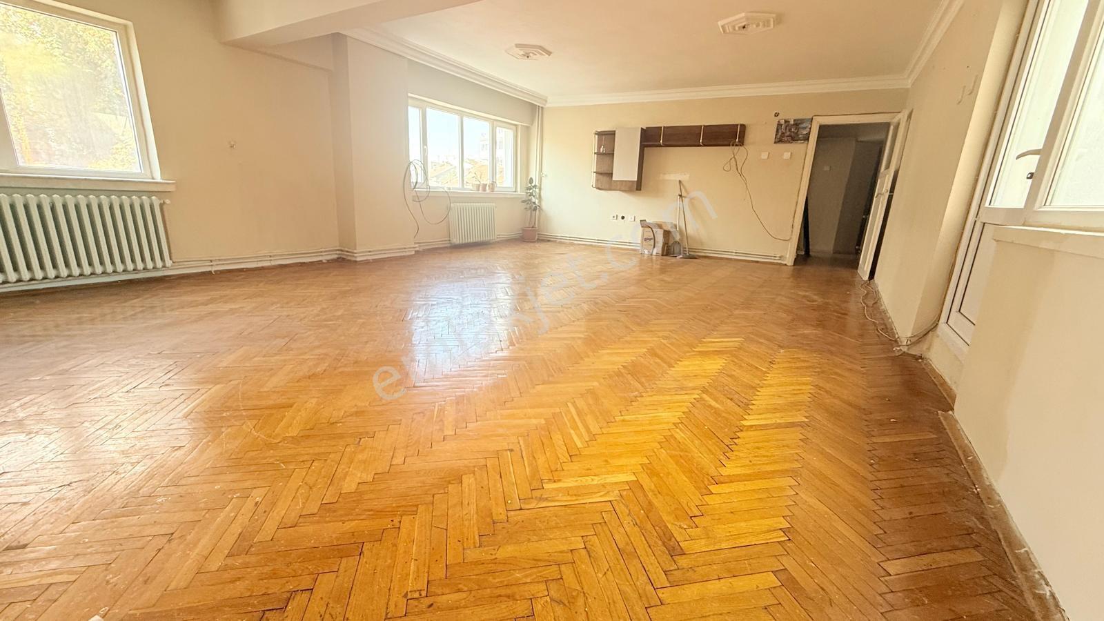 Rba Dan Sivrihisar Caddesinde Satılık 3+1 Daire — fotoğraf 2