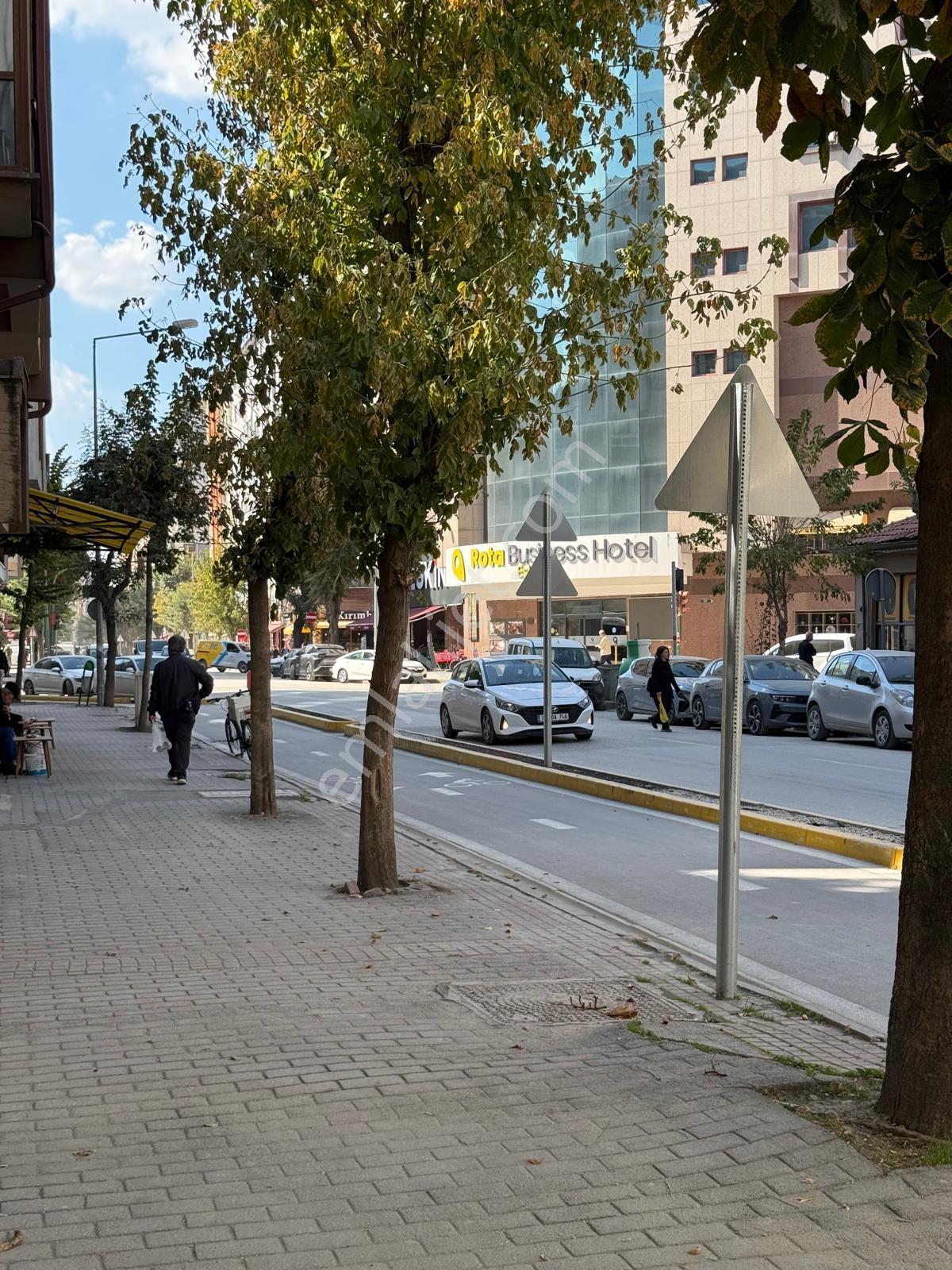 Rba Dan Sivrihisar Caddesinde Satılık 3+1 Daire — fotoğraf 8