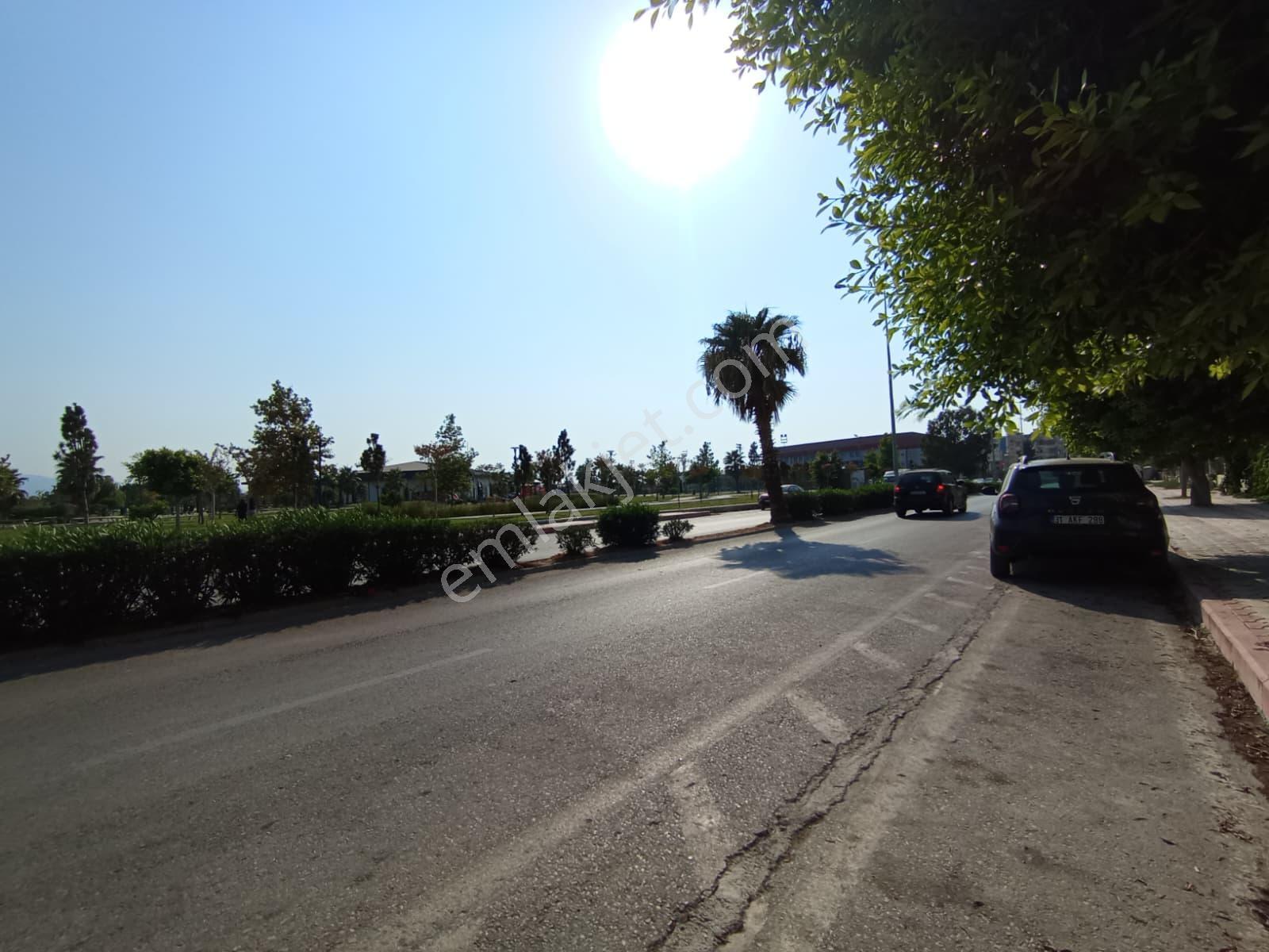 Pirireis Mah. 260 M2 Satılık Konut + Arsa — fotoğraf 2
