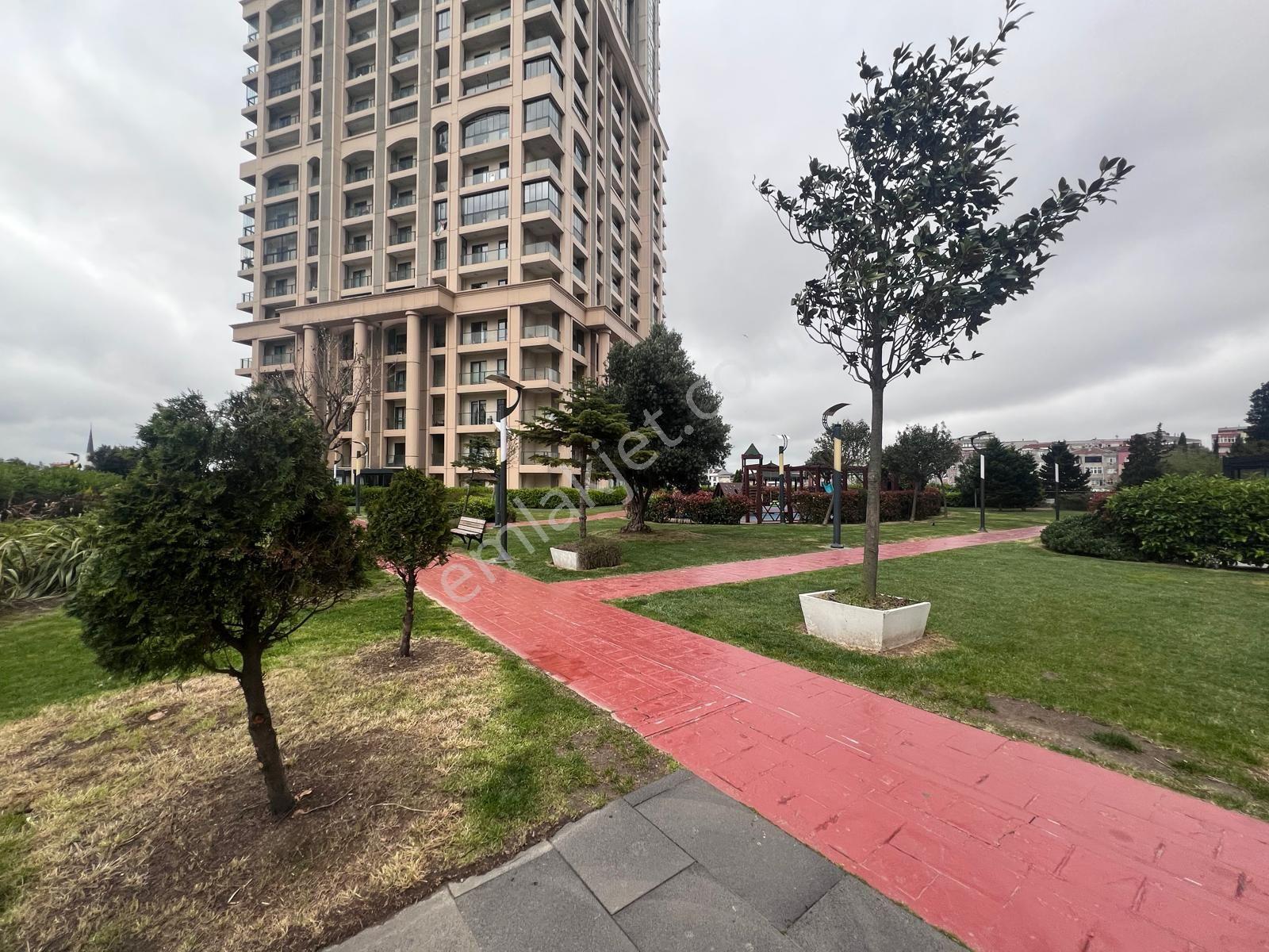 Kiptaş Venezia Mega Satılık Boş Hemen Oturum 2 Banyolu Kapalı Mutfak Balkonlu 2+1 Daire — fotoğraf 25