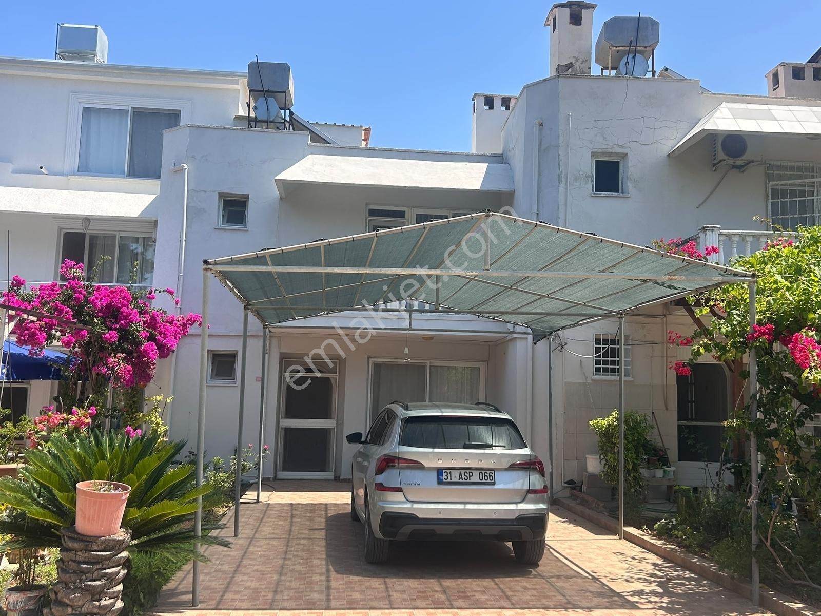 Arsuz 14 Evler Villa Kent Sitesinde Satılık Denize Sıfır Yazlık — fotoğraf 3