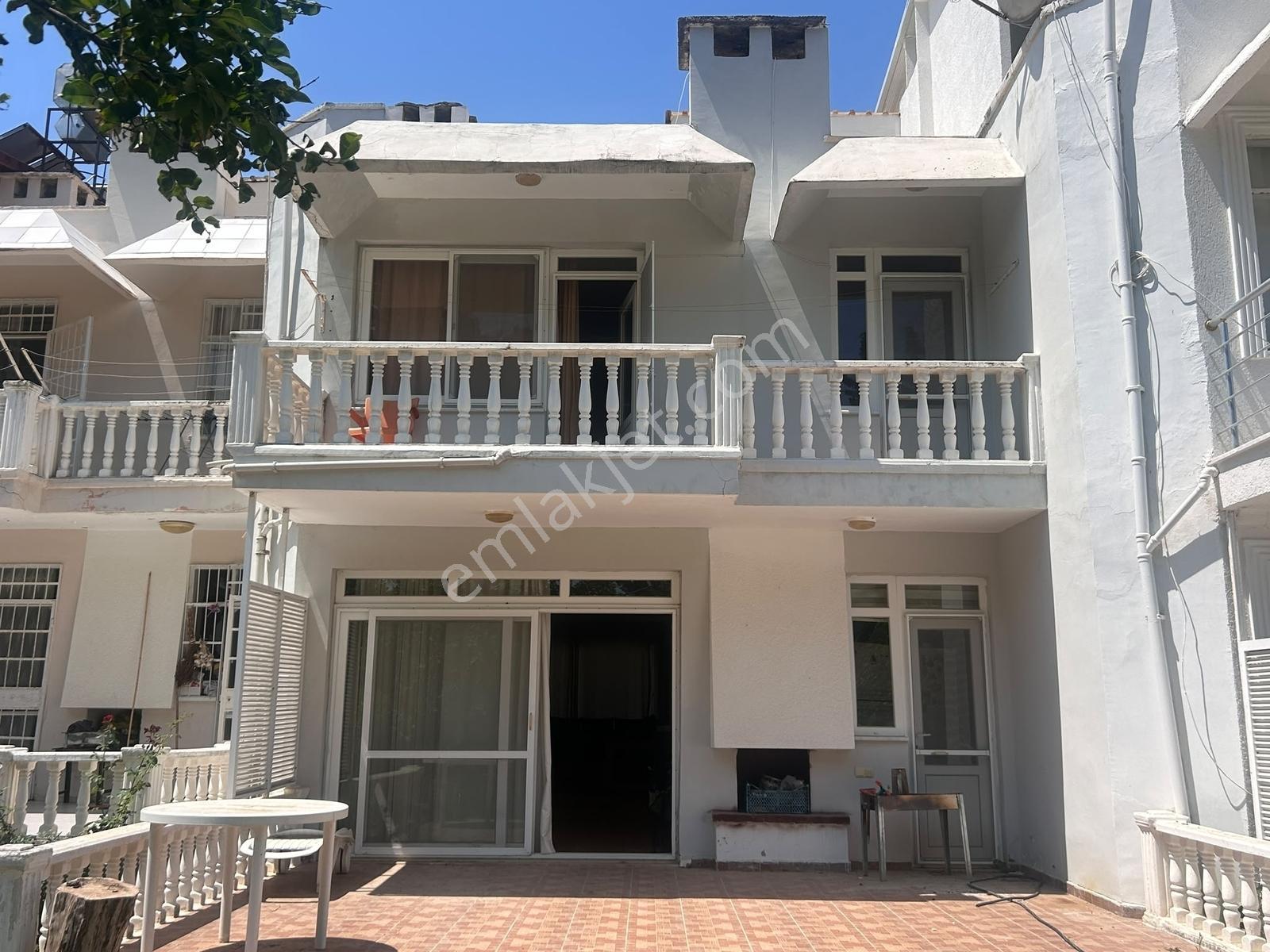 Arsuz 14 Evler Villa Kent Sitesinde Satılık Denize Sıfır Yazlık — fotoğraf 4