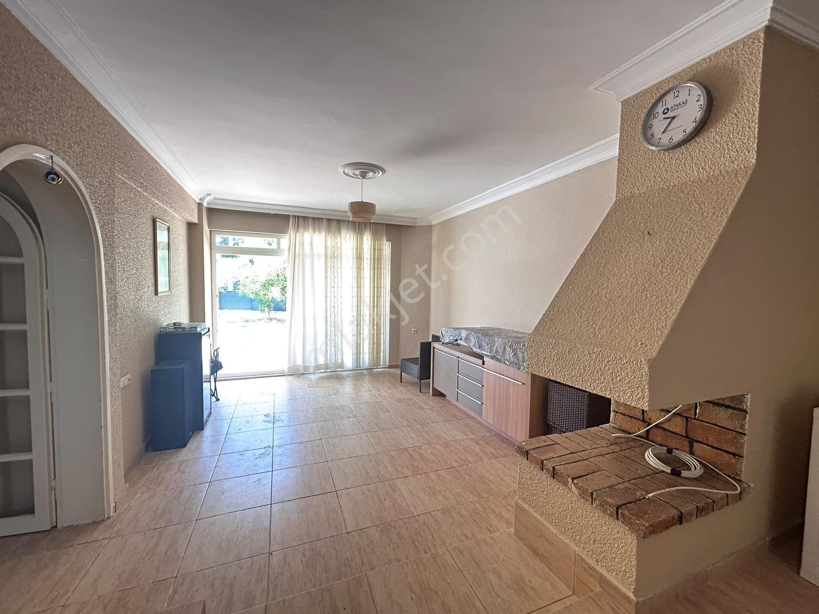 Arsuz 14 Evler Villa Kent Sitesinde Satılık Denize Sıfır Yazlık — fotoğraf 8