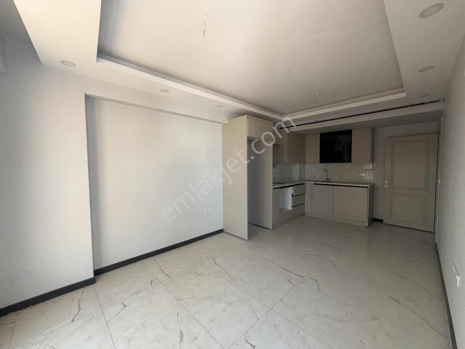 Berk Emlak'tan Menderes Merkezde Satılık 2+1 Sıfır Daire — fotoğraf 10