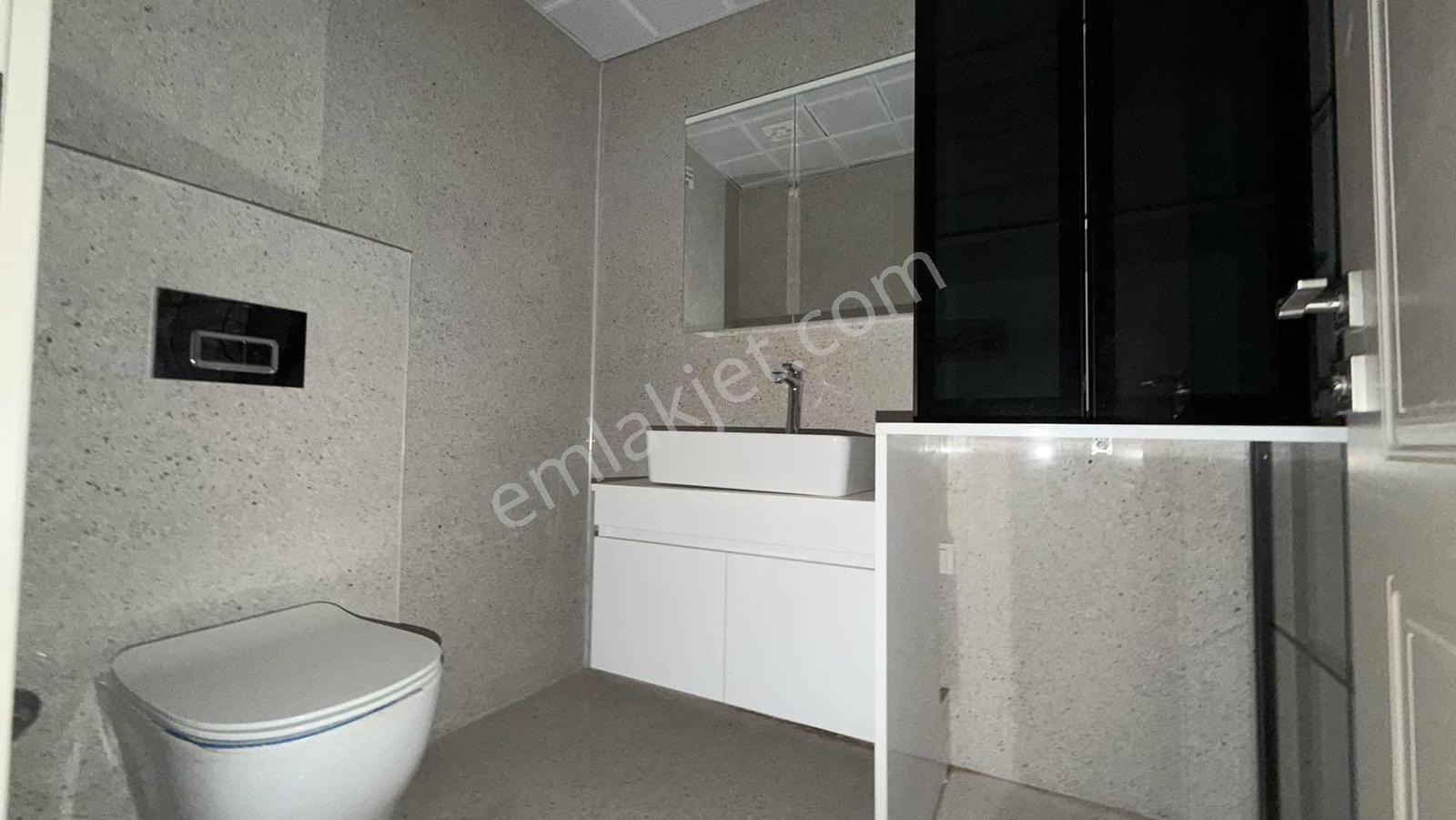 Berk Emlak'tan Menderes Merkezde Satılık 2+1 Sıfır Daire — fotoğraf 23