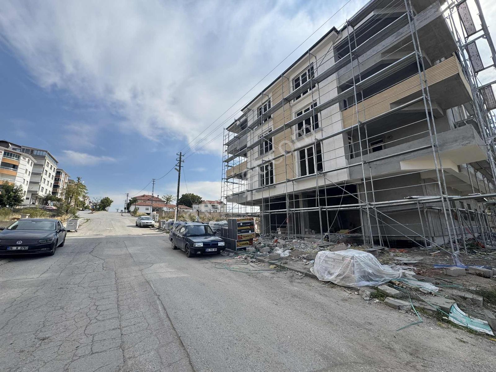 Temelli De Hazır Tapulu Eskisehir Yoluna Cephe Satılık 3+1 — fotoğraf 4