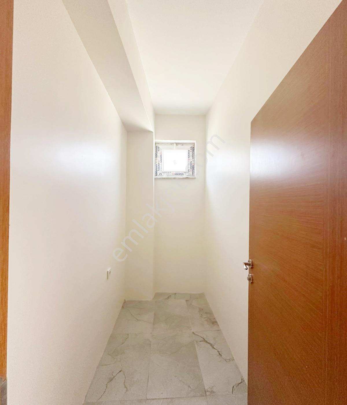 Kod 5454 Osmangazi Mah. Caddeye Cephe Kullanışlı 3+1 Dubleks — fotoğraf 8
